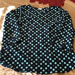 Fun Pixley patterned top!
